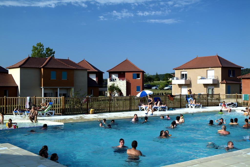 Отель Terres De France - Domaine De Claire Rive Prayssac Экстерьер фото