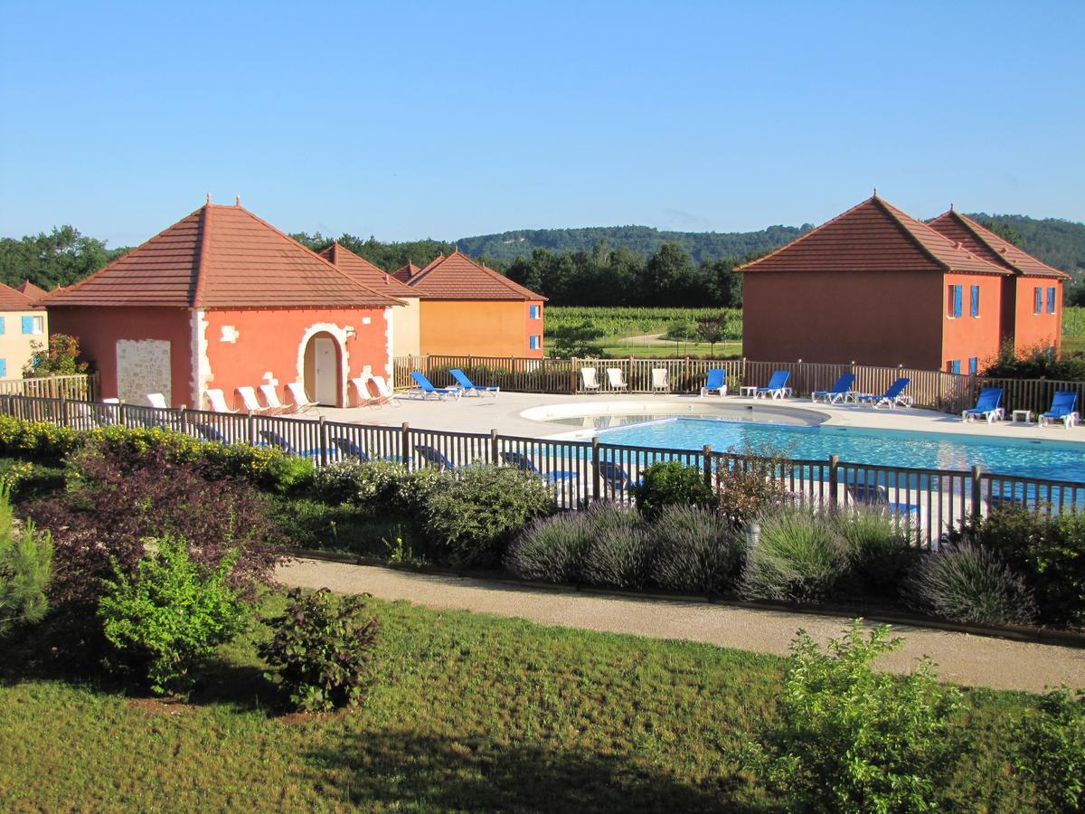 Отель Terres De France - Domaine De Claire Rive Prayssac Экстерьер фото